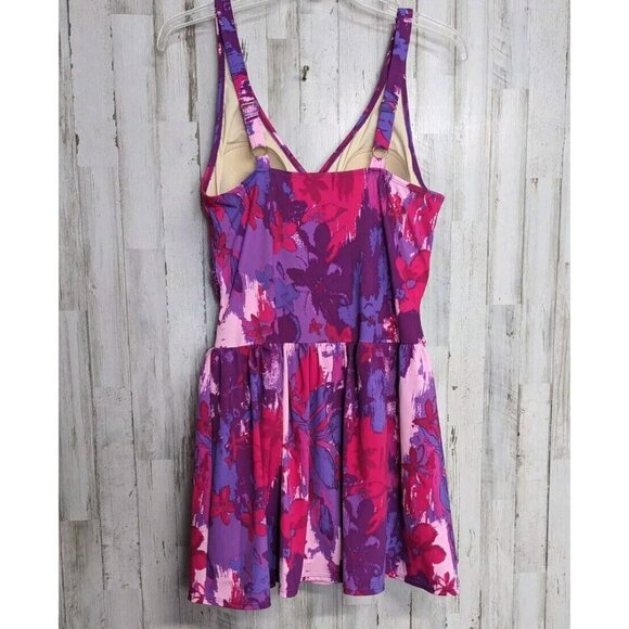 D & Co. Beach Swimsuit One Piece Size 14 Red Purple Swim Pool - Picture 7 of 16